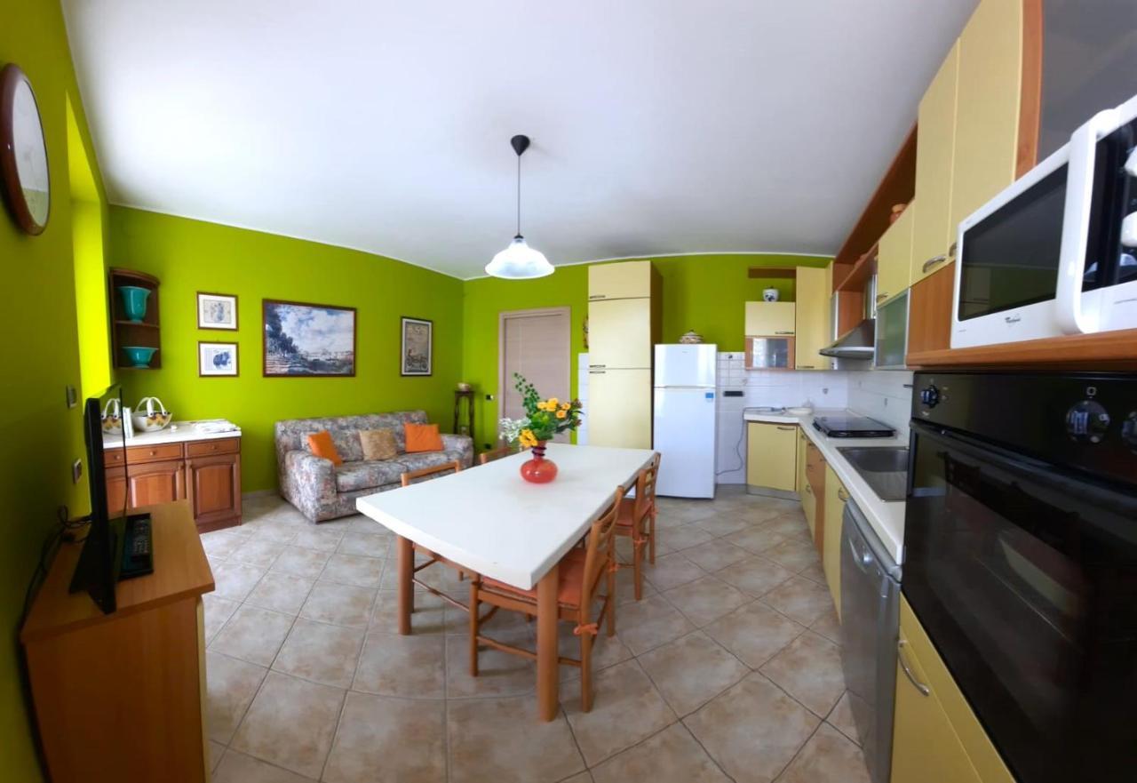 Sunny House Apartment Diano d'Alba Ngoại thất bức ảnh